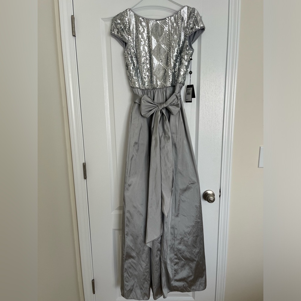 NWT Adrianna Papell formal dresss